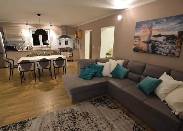 Dana - 6min Drive To The - Pool - Whirpool Villa