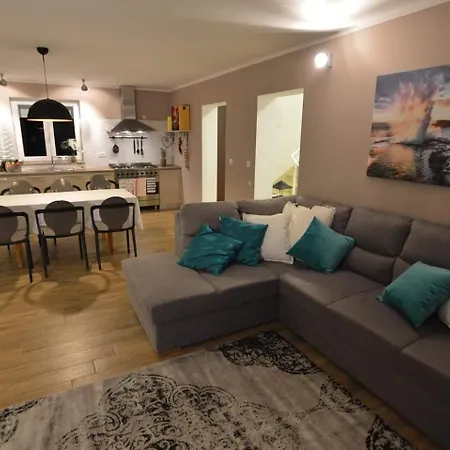 Dana - 6min Drive To The - Pool - Whirpool Villa