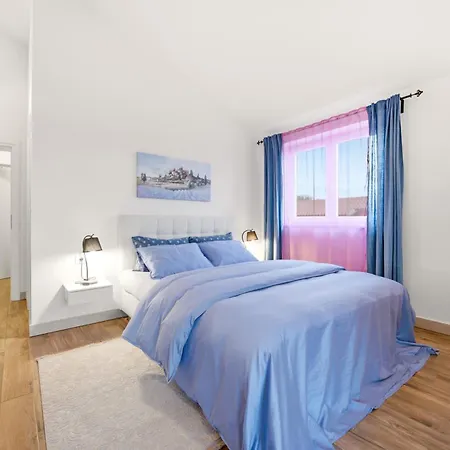 Villa Villa Dana Porec - Luxury Oasis With Pool & Whirlpool, 6 Min To The Sea *