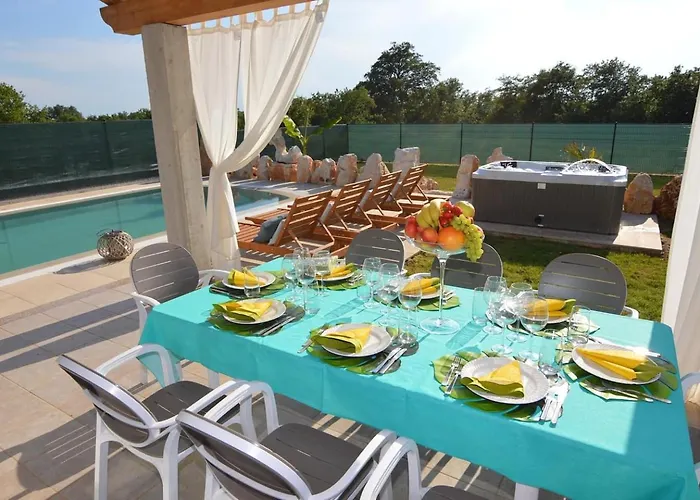 Dana - 6min Drive To The - Pool - Whirpool * Poreč