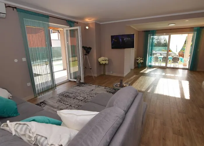 Villa Dana - 6min Drive To The - Pool - Whirpool *